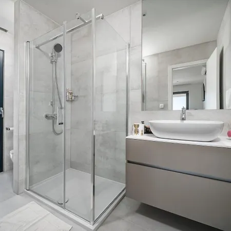 Ferienhaus Mit Privatpool Fur 8 Personen Ca 240 Qm In Vodice, Dalmatien Norddalmatien Vodice