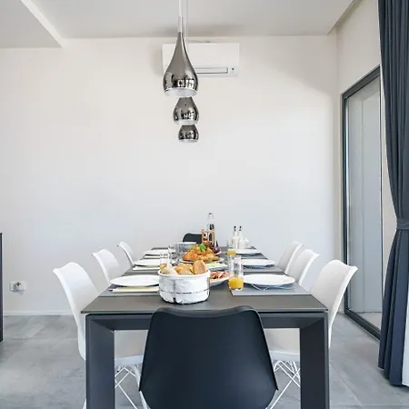 Holiday home Ferienhaus Mit Privatpool Fur 8 Personen Ca 240 Qm In Vodice, Dalmatien Norddalmatien