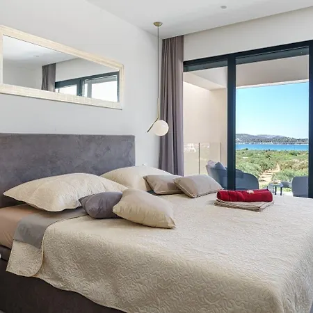 Holiday home Ferienhaus Mit Privatpool Fur 8 Personen Ca 240 Qm In Vodice, Dalmatien Norddalmatien *